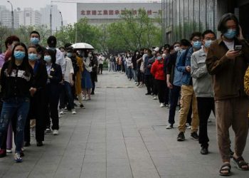 中 베이징 차오양구 봉쇄…이랜드 매장 10여개 ‘영업 중단’