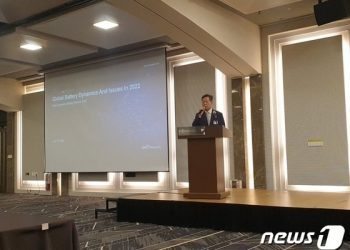 “전기차 배터리 가격 2025년까지 오른다…주요 원자재價 강세 지속”