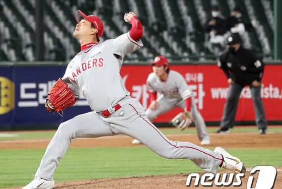 김광현 앞세운 SSG, 롯데와 시즌 첫 무승부…2위 두산과 4경기 차