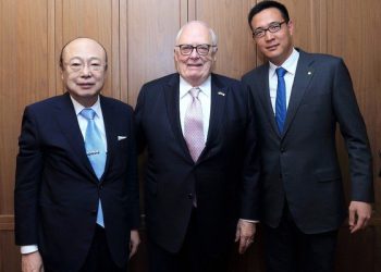 김승연 한화 회장, 에드윈 퓰너 美 헤리티지재단 회장과 환담