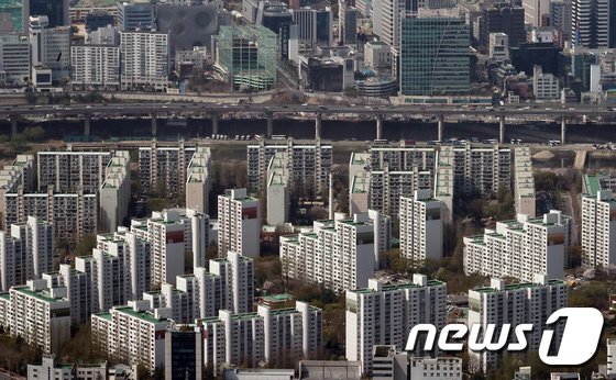 미국 물가 ’40년여만’에 최대치…인플레이션, 부동산 시장에 ‘나비효과’ 되나