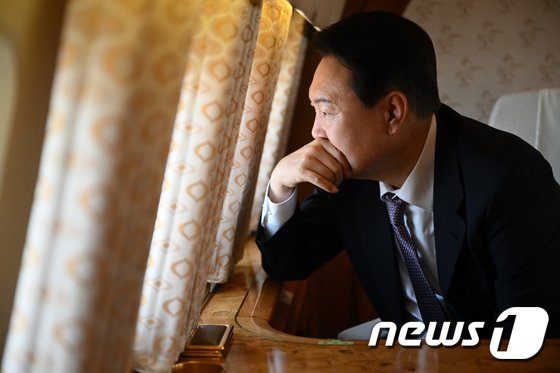 尹당선인, 1박2일 PK 순회 일정 돌입…지역 경제 발전 방안 논의
