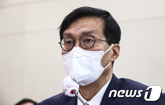 文대통령, 오늘 이창용 신임 한은 총재 임명장 수여