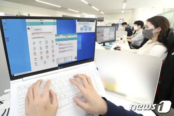 KT, ‘로봇 자동화’로 작년 103억 비용 절감…업무시간 9시간 단축