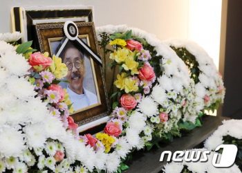 전유성 “이외수 형님은 식구…개콘, 알까기도 같이 하고 아이들 주례까지”