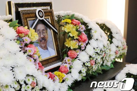 전유성 “이외수 형님은 식구…개콘, 알까기도 같이 하고 아이들 주례까지”