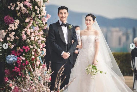 ‘신혼여행 간’ 손예진·현빈, 본식 사진도 깜짝 공개…선남선녀 인증