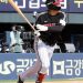 ‘김현수 결승포’ LG, 두산 제치고 2위로…SSG는 롯데에 패