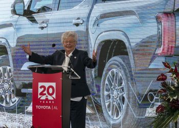 아이비 주지사 “앨라배마주 경제개발 한국의 투자가 주도했다”