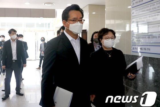 인사검증대 오른 정황근…도덕성·정책비전 청문 벽 넘을까