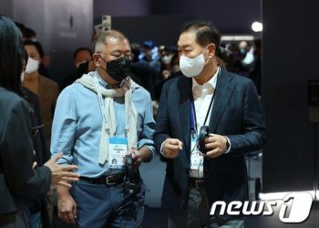 재계 총수·CEO, 해외출장 다시 ‘시동’…”글로벌 경영 보폭 확대”