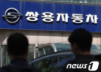 공개입찰 나서는 쌍용차, KG 최종 낙점될까…쌍방울·채권단 ‘변수’