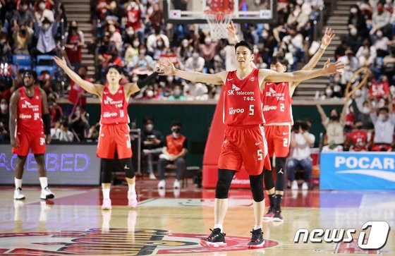 프로농구 SK, 챔피언결정전 2차전서 ‘봄소와 데이’ 이벤트 진행