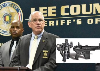 리 카운티 보안관, 접이식 AR-15 소총 20개 요청