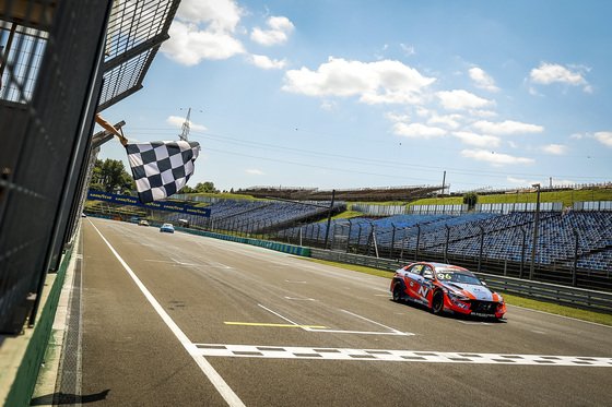 현대차 아반떼 N TCR, 2022 WTCR 헝가리 대회 우승
