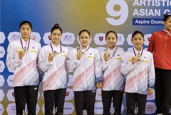 여자 기계체조, 일본 꺾고 아시아선수권 은메달 ‘세계선수권 출전권 획득’