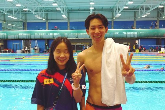 ‘여중생’ 문수아, 첫 세계선수권서 평영 200m 준결선 진출