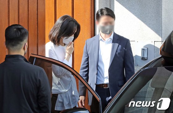 전재수 “김건희 움직이면 돈, 가만 계셔라”→ 강신업 “가스라이팅 하나”