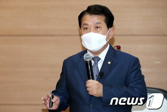 김병주 “대통령실 옆 美 잔류기지 이전에 1000억원 들어”