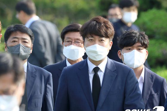 ‘안철수·장제원’ 저격 이준석 “安과 언제든 대화 용의 있어”