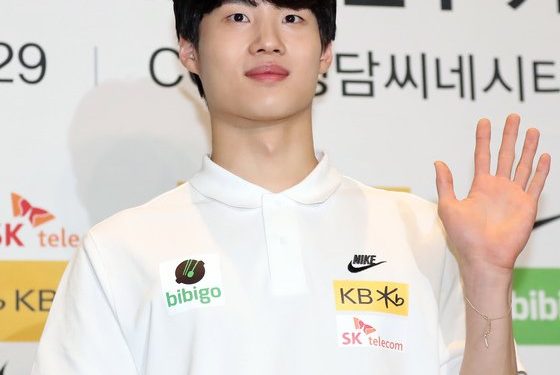 수영 새 역사 쓴 황선우 “박태환 넘었다는 표현 맞지 않아”