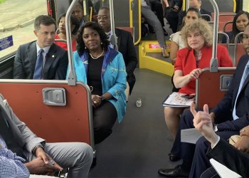 부티지지 교통장관, 버밍엄서 10억불 프로그램 발표