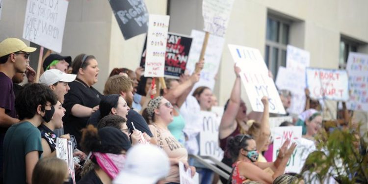독립기념일 보이콧? 앨라배마서 곳곳에서 7월4일 시위