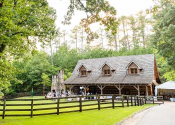 도마에 오른 앨라배마 결혼식장…차별금지 논란