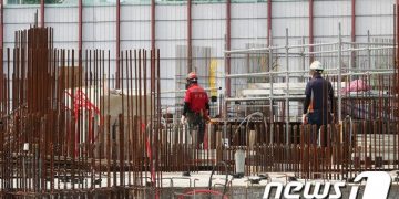 2분기 대형건설사들 매출 증가 ‘선방’…원자잿값 리스크는 ‘우려’