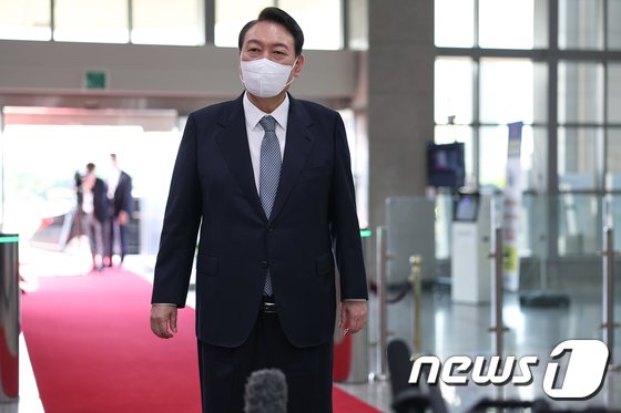 대통령실 “8월 중 尹대통령-국회의장단 회동 추진”