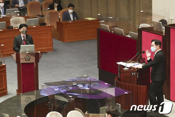 윤석열 정부 첫 대정부질문…민주당 vs 한동훈·이상민 충돌