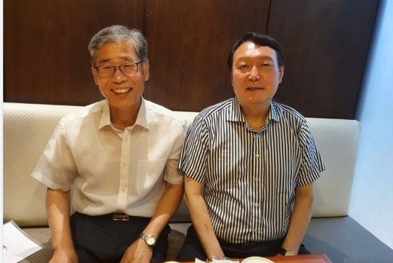 신평 “尹, ‘이준석 그놈 인간이 안된다’는 말에 뭐라고 답했는가 하면…”