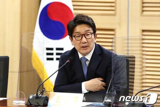 ‘취임 100일’ 권성동 직무대행…원톱 체제서 시험대 오른 리더십