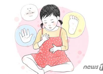 영유아 수족구병 갑자기 늘었다 ‘작년 10배’…”고열·물집 증상”