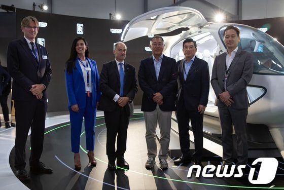 정의선 미래항공사업 ‘광폭행보’…현대차그룹, 롤스로이스와 동맹