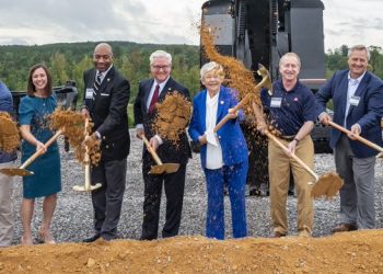 당국자들, 워커 카운티 경제개발 프로젝트 착공