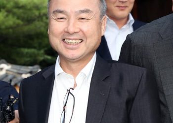 기술주 급락, 소뱅 사상최악 실적…손정의 “매우 당황스럽다”