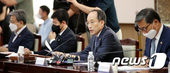 공공기관, 앞으론 주무부처가 관리한다…’권한강화’ 개편안 발표