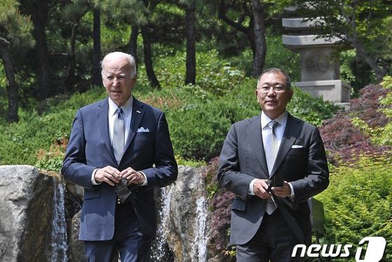 정의선 현대차그룹 회장 긴급 미국 출장…’IRA 해법 찾기 총력전’