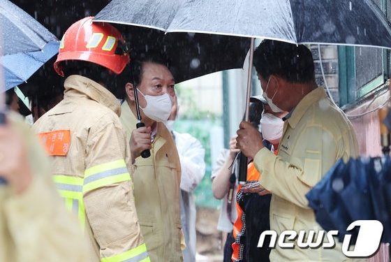 野 “尹 자택지시, 대통령실 이전이 부른 참사”…與 “정치공세 멈춰야”