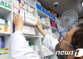 먹는치료제 등 긴급사용승인 의약품 부작용, 국가 보상 근거 마련