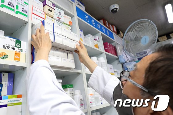 먹는치료제 등 긴급사용승인 의약품 부작용, 국가 보상 근거 마련