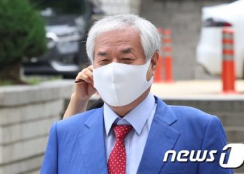 “대통령은 ㅇㅇㅇ이 된다” 선거법 위반혐의 전광훈 불구속기소