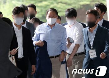 최태원이 던진 화두는 역시 ‘ESG’…SK ‘이천포럼 2022’ 개막