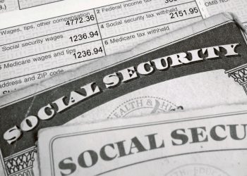 소셜 시큐리티 증가: 노인들에 더 많은 돈 준다