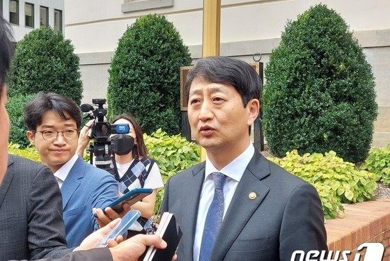 한미, ‘전기차 차별’ 협의채널 개시 합의…”최대한 많은 대안 논의”