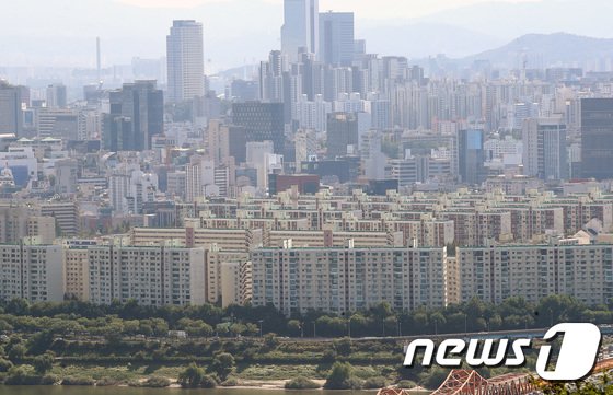 “‘-10억원’ 송파 아파트 반값 세일?”…늘어나는 ‘수상한 직거래’