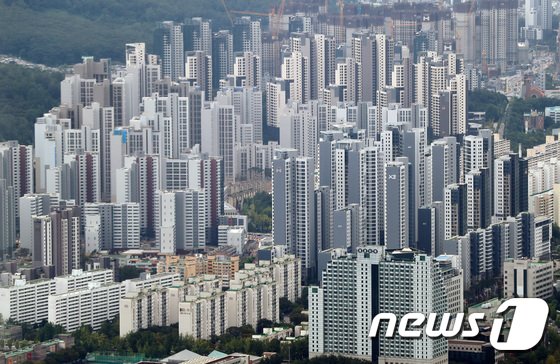 호가보다 4억 낮은데도 ‘글쎄’…찬바람 부는 아파트 경매시장