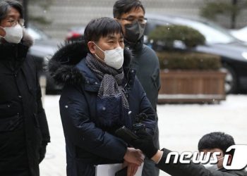 ‘쥴리 의혹’ 열린공감TV 기소…’이재명 소년원’ 가세연도 재판행