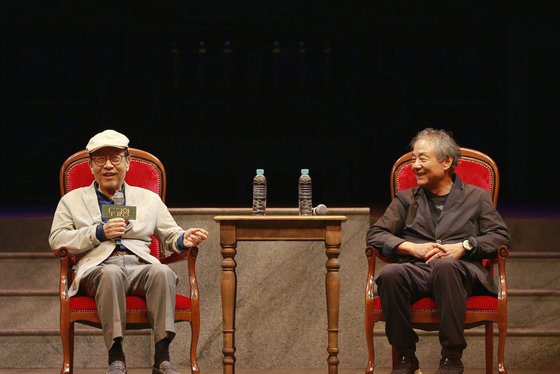 연극 ‘두 교황’의 주역 신구 “연극은 소명, 생명과도 같아”